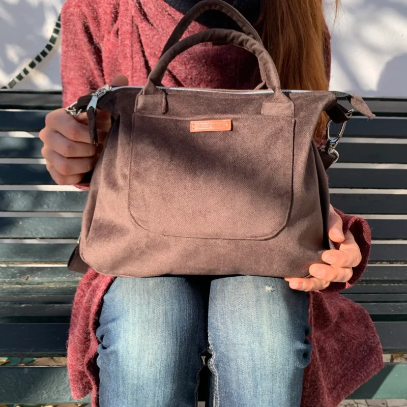 Bolsos de terciopelo con asas